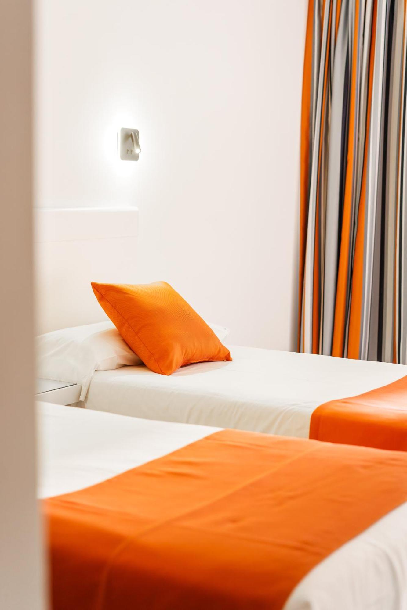 Marina Resort Benidorm - The Original Benidorm Vibe المظهر الخارجي الصورة