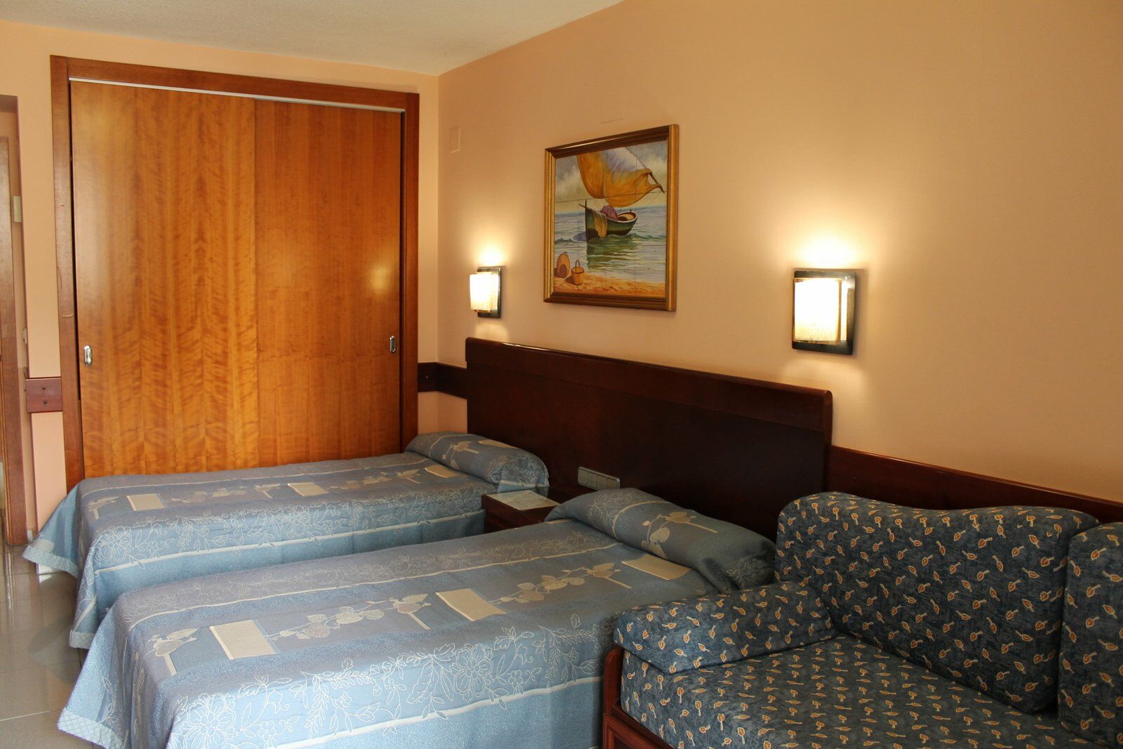 Marina Resort Benidorm - The Original Benidorm Vibe المظهر الخارجي الصورة